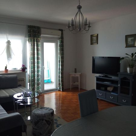 Apartment Diklic Senj  Buitenkant foto