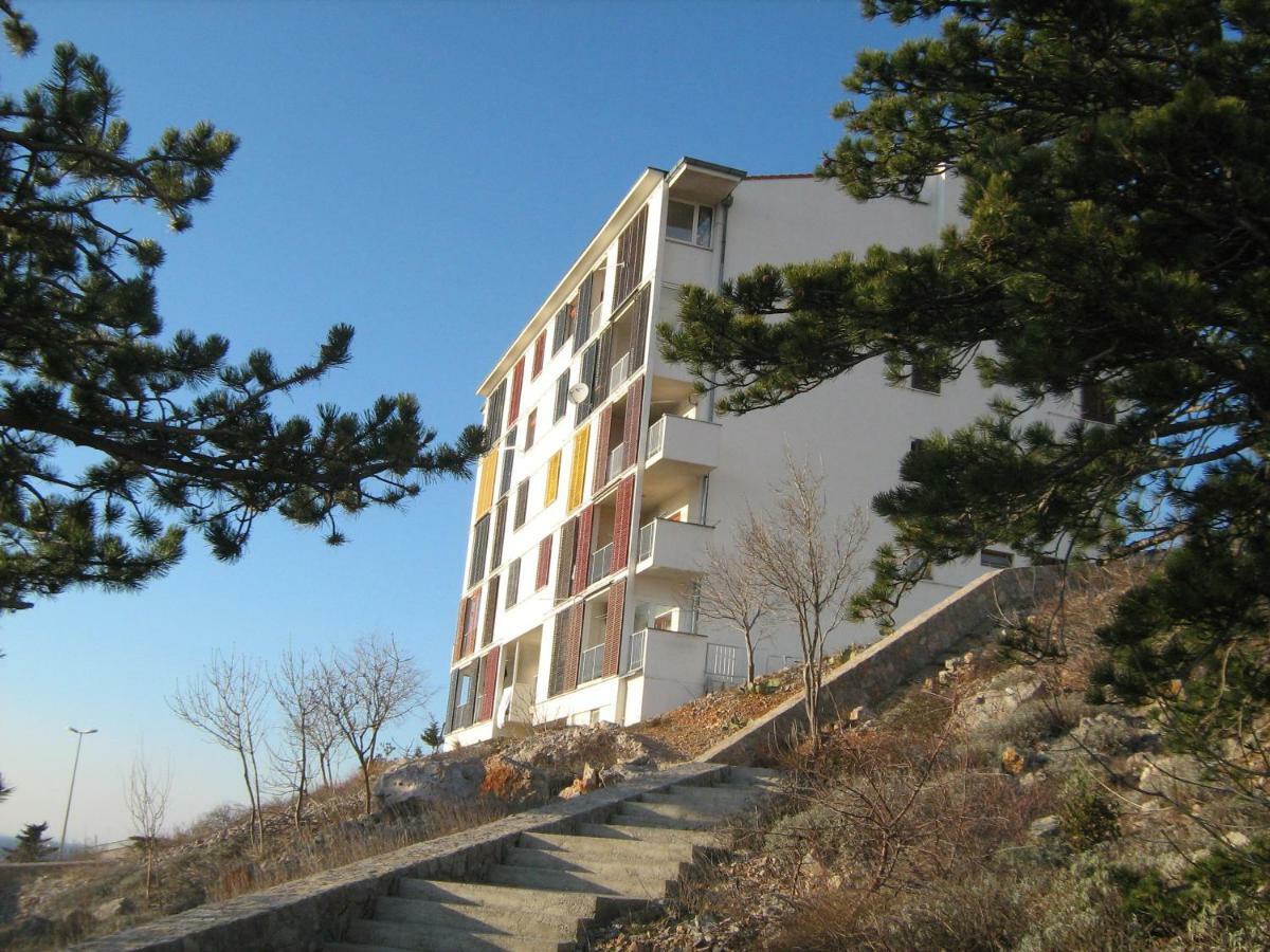 Apartment Diklic Senj  Buitenkant foto