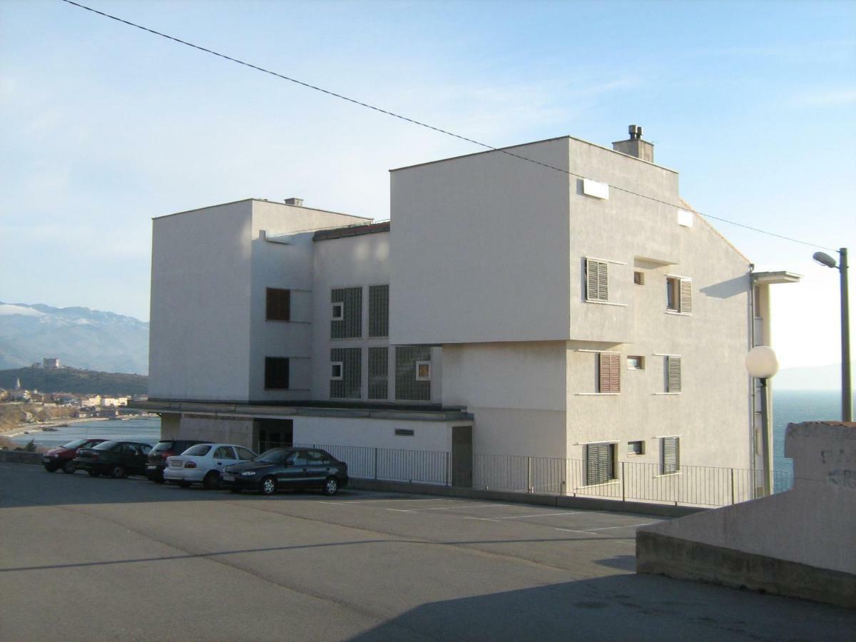 Apartment Diklic Senj  Buitenkant foto